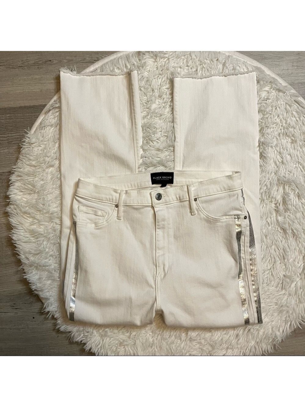 BLACK Orchid Cindy Racer Flare Slant Fray Hem Jeans